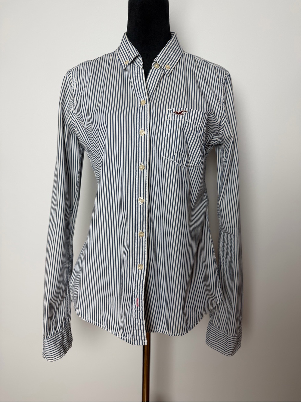 Hollister Slim Fit Navy & White Vertical Stripe Button-Down Size L